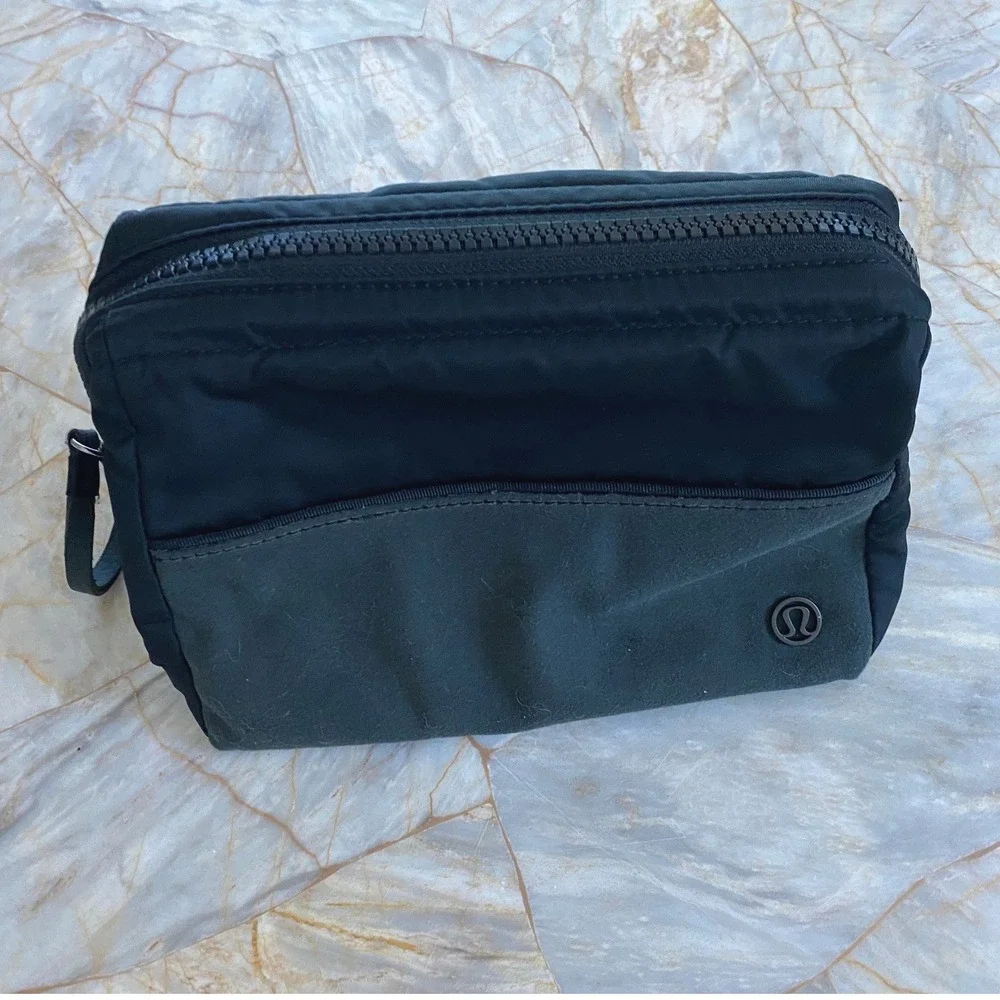 Lululemon Athletica Toiletry Bag Black Nylon Suede Pink Script Organizer